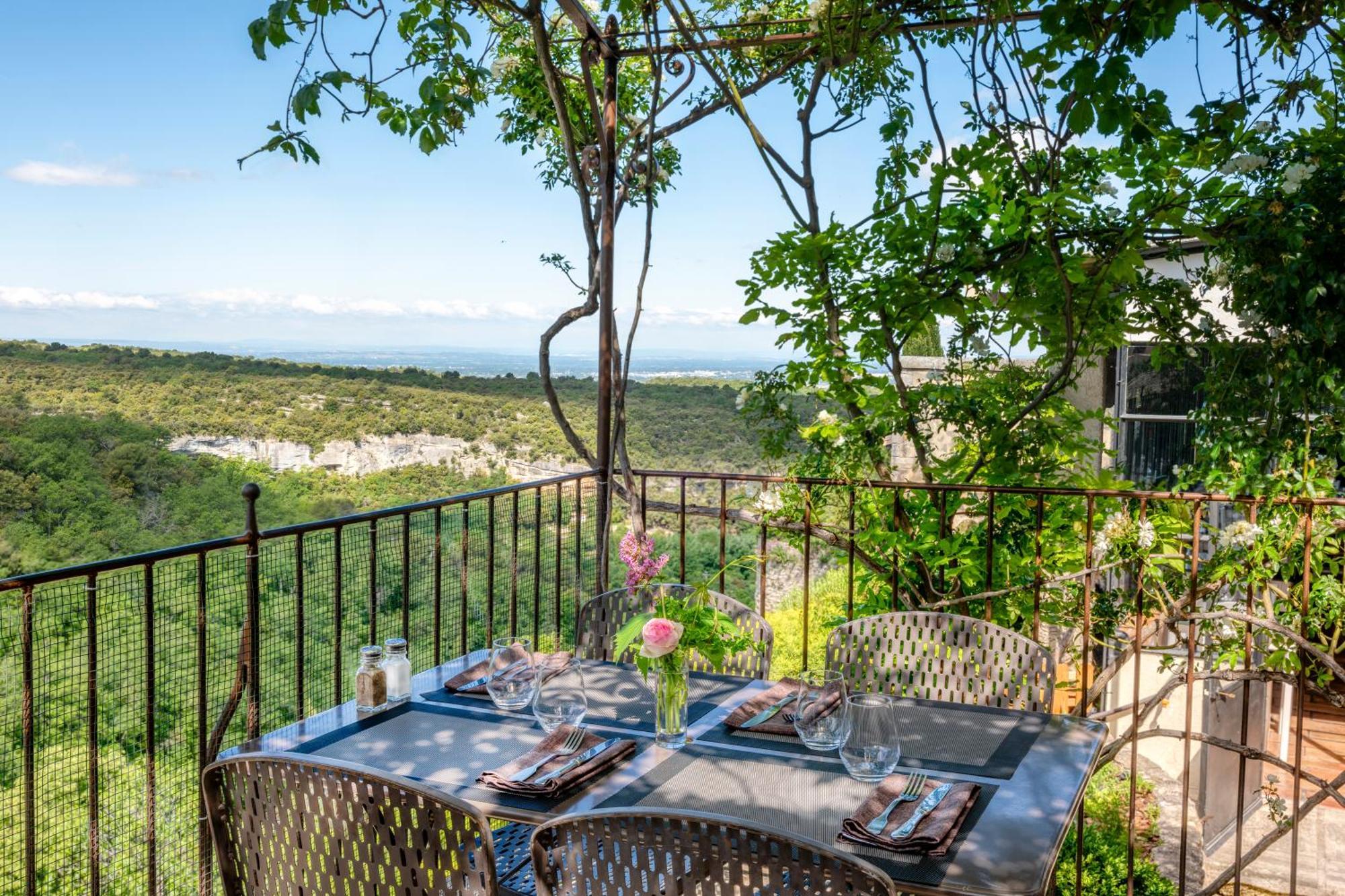 Hotel Restaurant Les Remparts Венаск Экстерьер фото