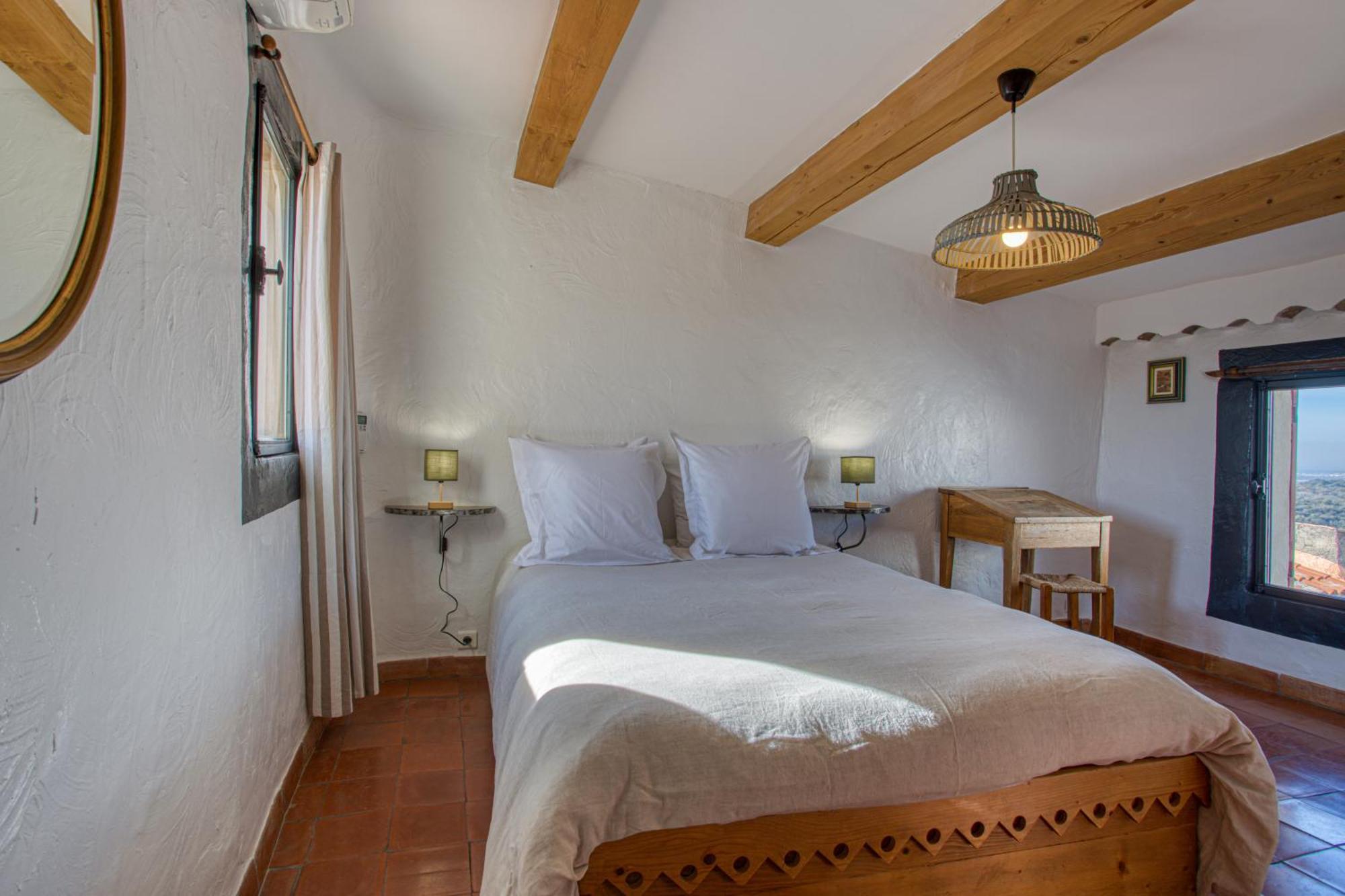 Hotel Restaurant Les Remparts Венаск Экстерьер фото